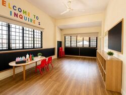 Pasir Ris Beach Park (D18), Semi-Detached #570230681